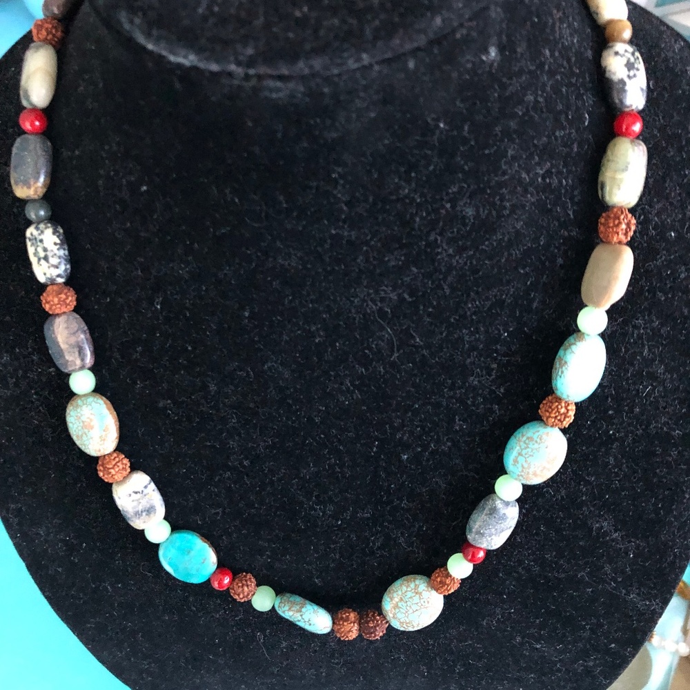 Beaded necklace